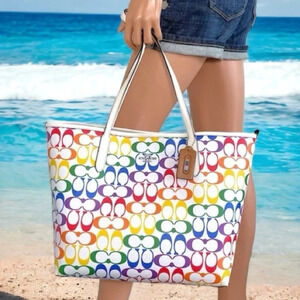 Coach Purse Signature Rainbow City Tote Bag NWT